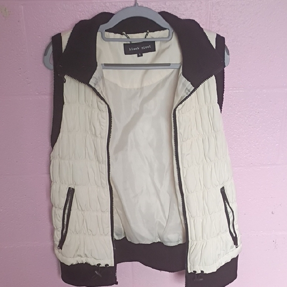 Black Rivet Jackets & Blazers - Black Rivet Women's Black and Cream Vest